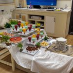 Das letzte Essen auf See mit speziellem Nachtisch Buffet